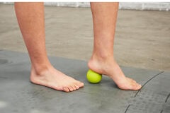 درمان درد پاشنه پا در کلینیک درد راد